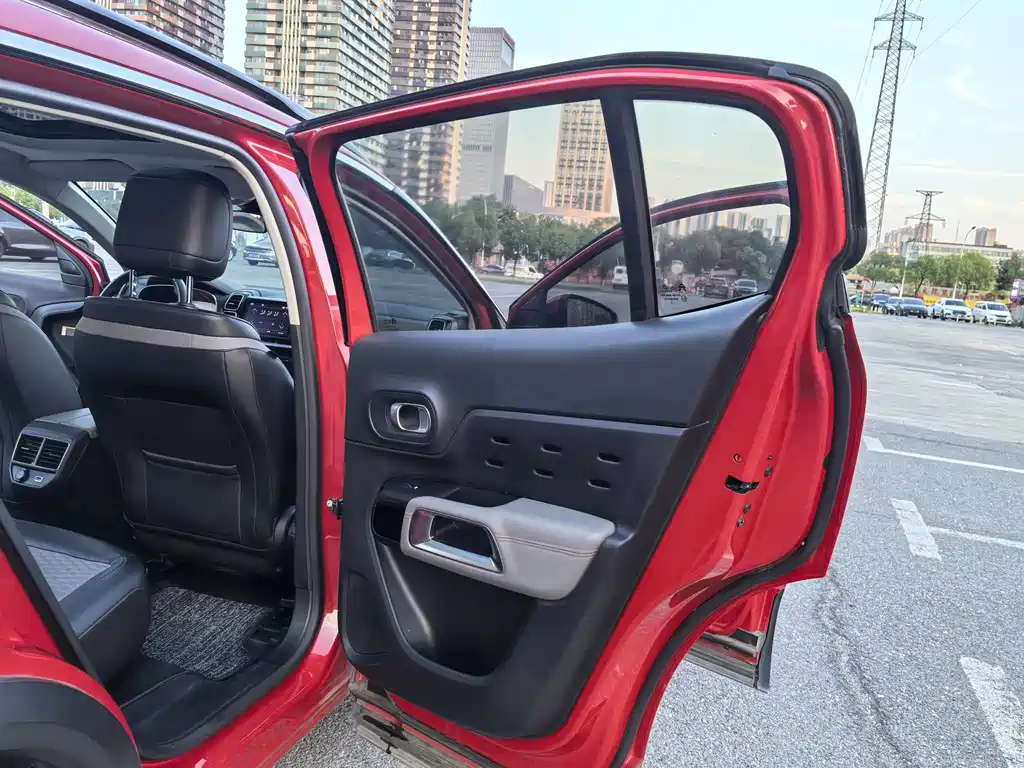 Citroen C5 AIRCROSS — миниатюра 16