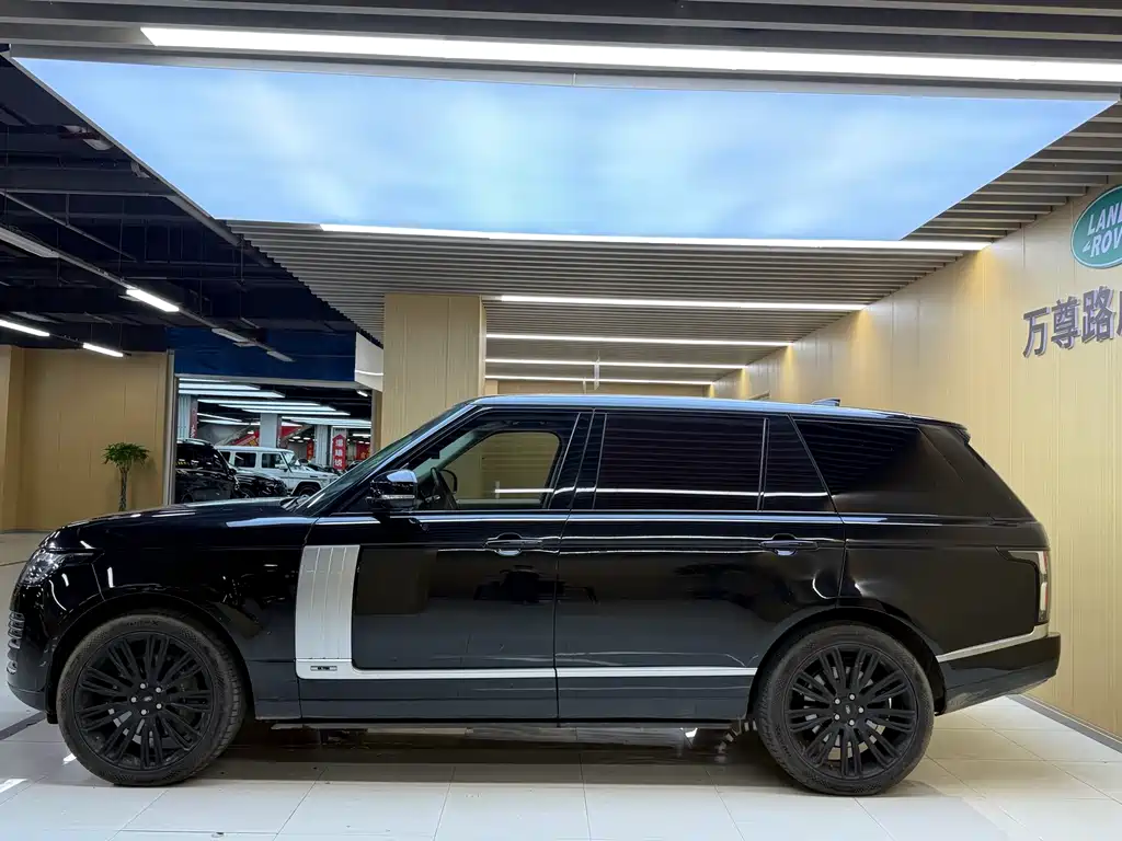 Land Rover Range Rover 2020 3.0 L6 Long Wheelbase