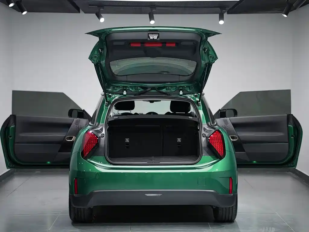 MINI MINI COOPER EV — миниатюра 4