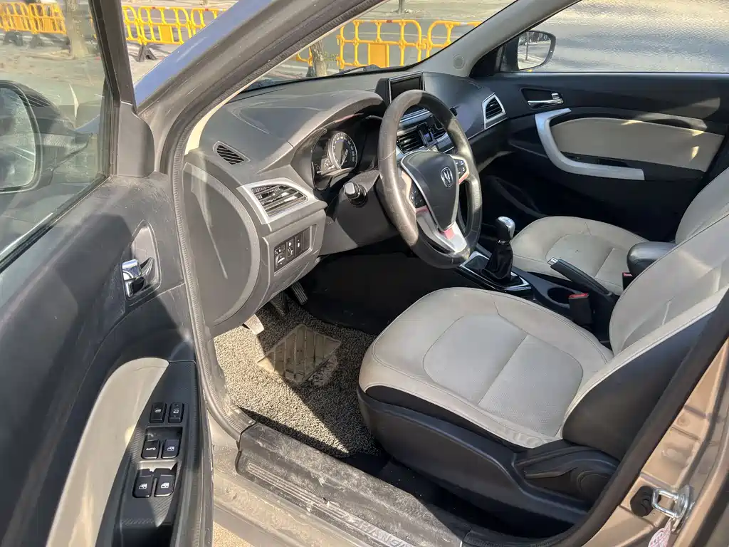 Changan V7 2016 1.6L MT V