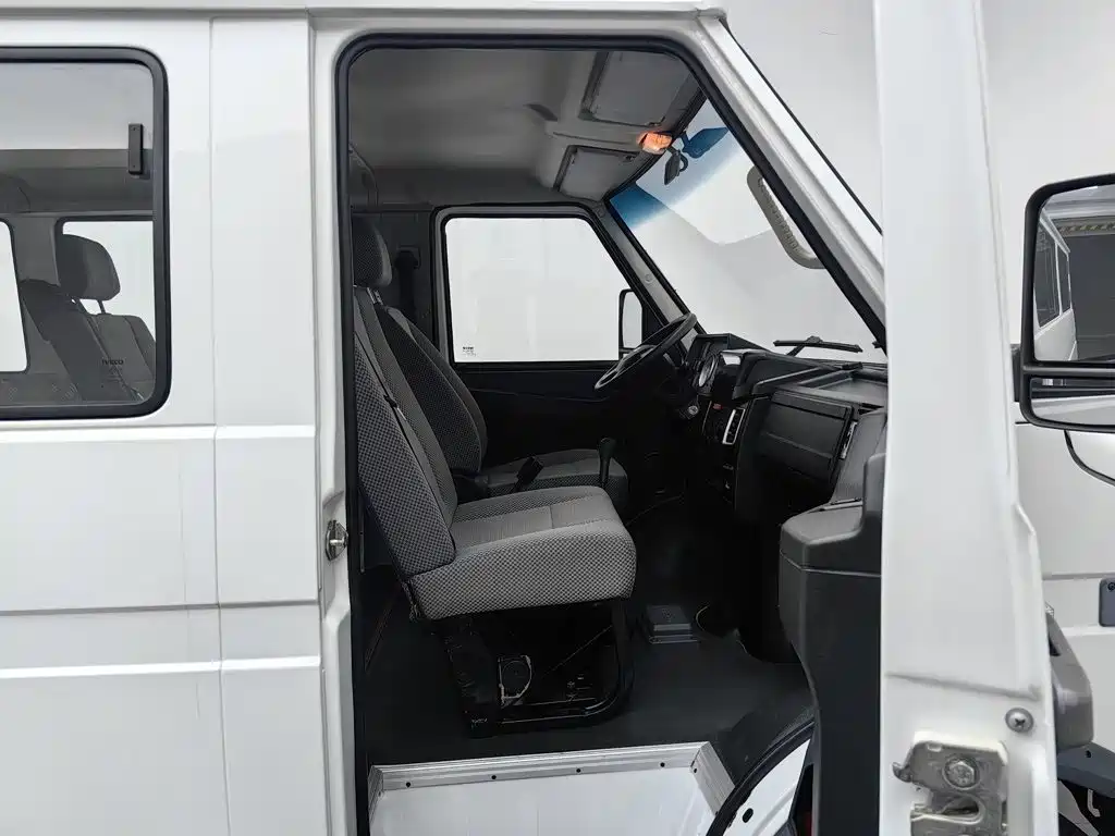 IVECO Daily — миниатюра 23
