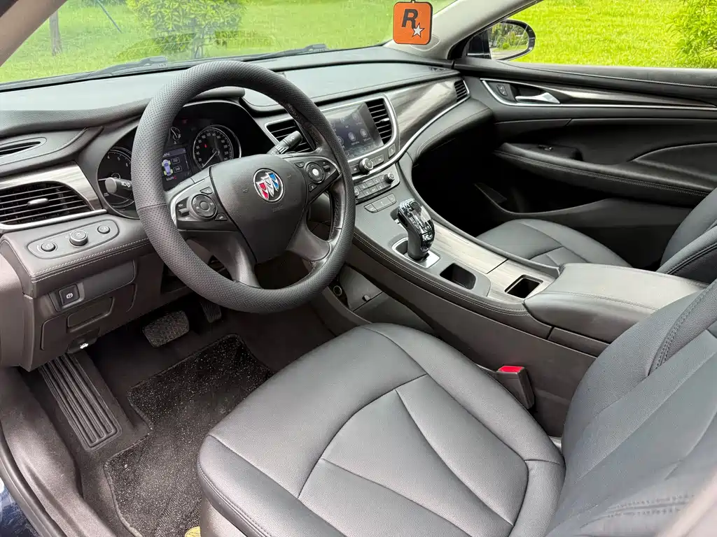 Buick LaCrosse — миниатюра 12