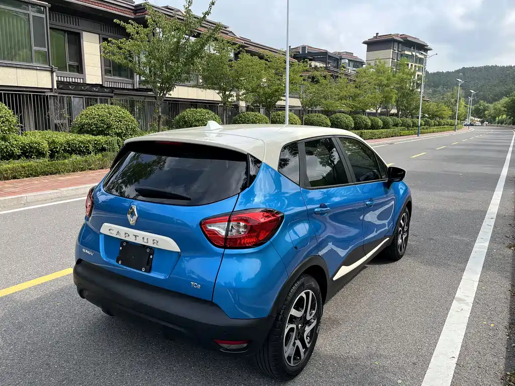 Renault Captur — миниатюра 6