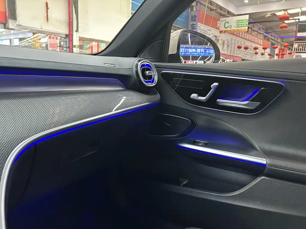 MERCEDES-BENZ C CLASS