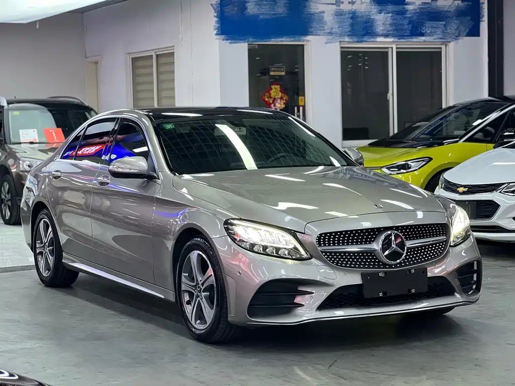 Mercedes-Benz C-Class — миниатюра 5