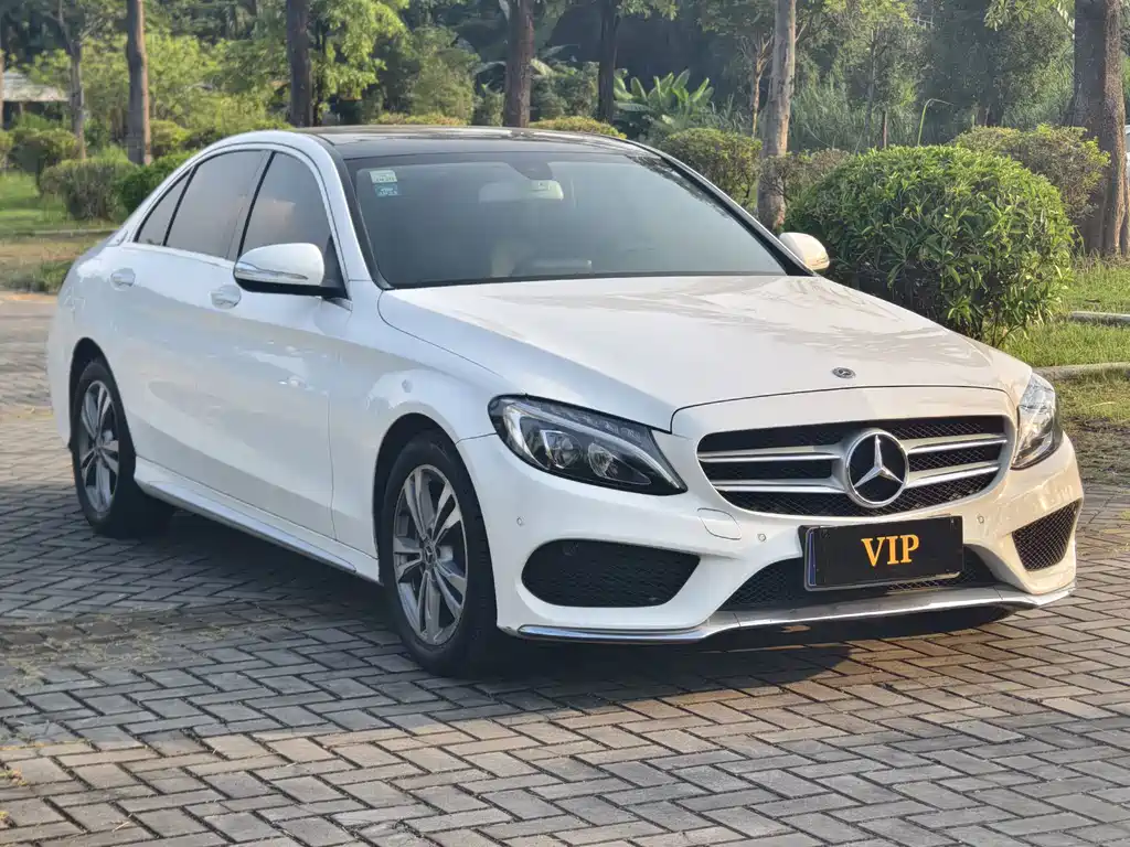 Mercedes-Benz C-Class — миниатюра 3