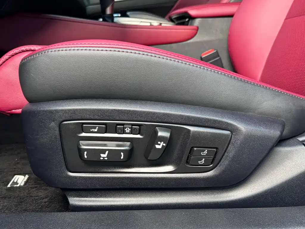 Lexus GS — миниатюра 10