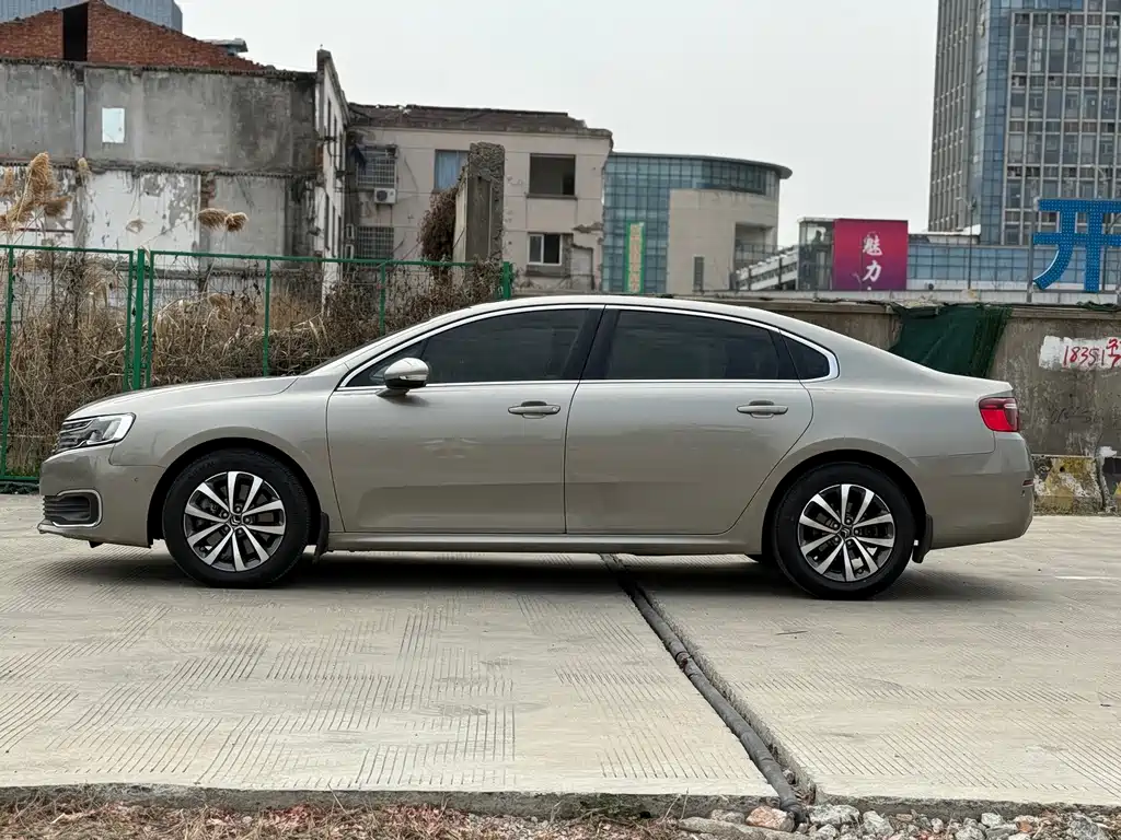 Citroen C6 — миниатюра 7