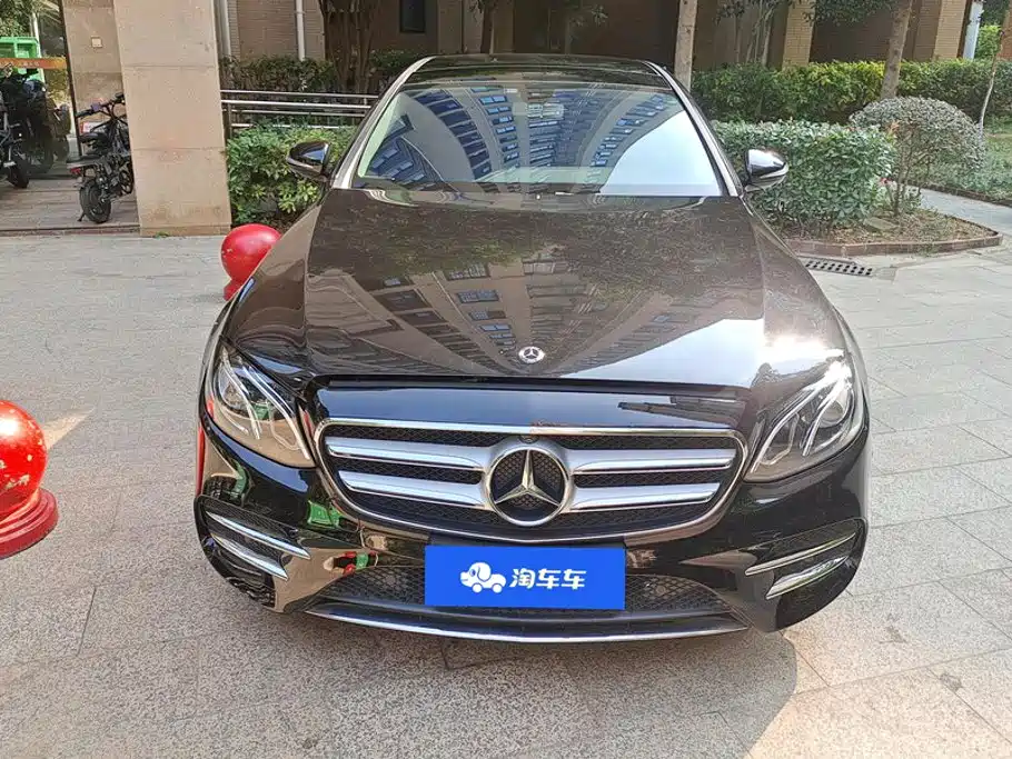 Mercedes-Benz E-Class — миниатюра 2