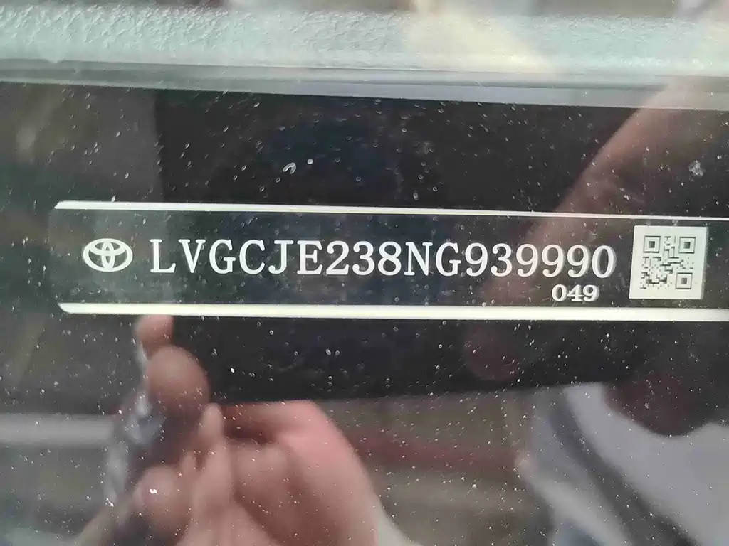 Toyota Yaris L — миниатюра 6