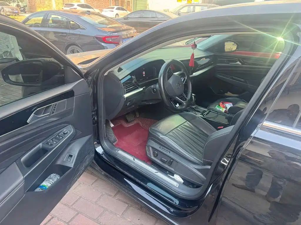 Volkswagen Passat — миниатюра 7