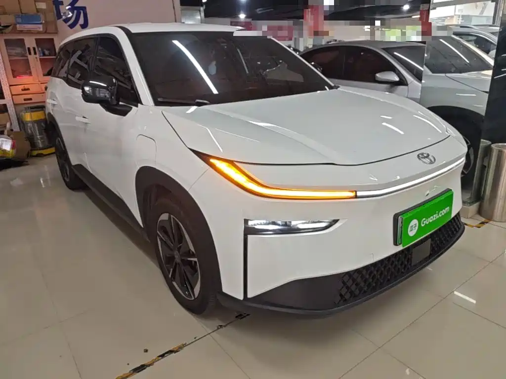Toyota bZ3X — миниатюра 4
