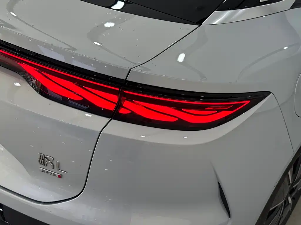 BYD Han L — миниатюра 6