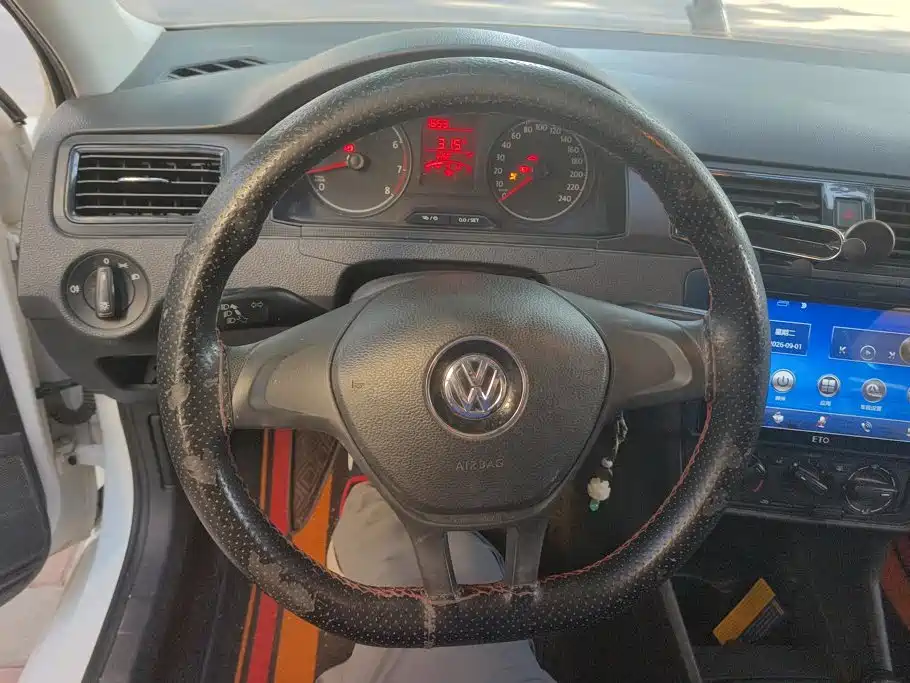 Volkswagen Santana — миниатюра 15