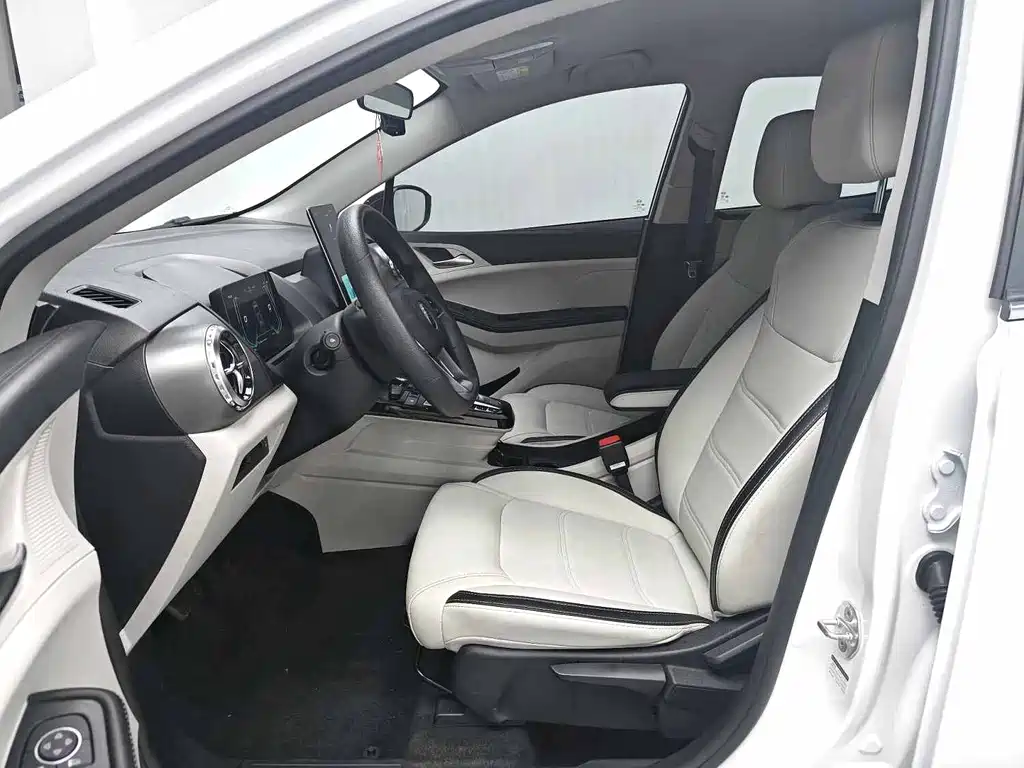 BYD Yuan Pro - фото 2