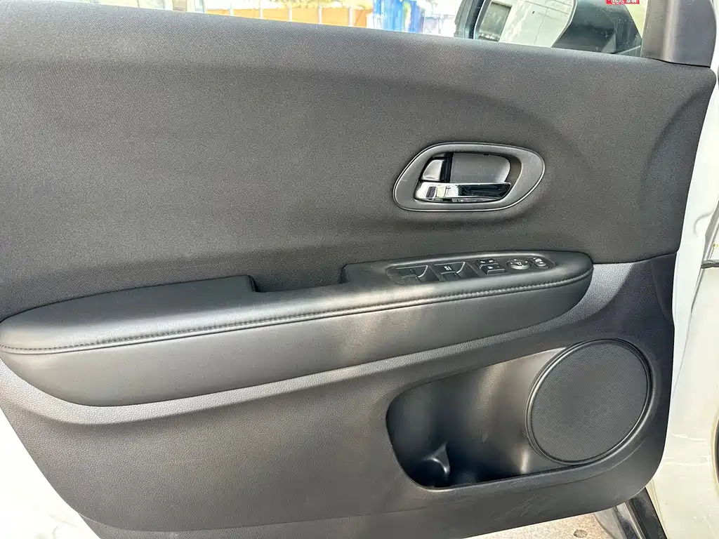 Honda Vezel — миниатюра 7