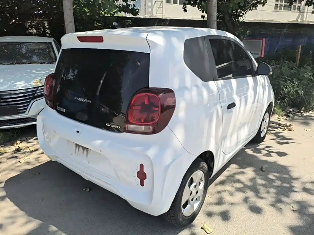 Roewe Clever — миниатюра 7