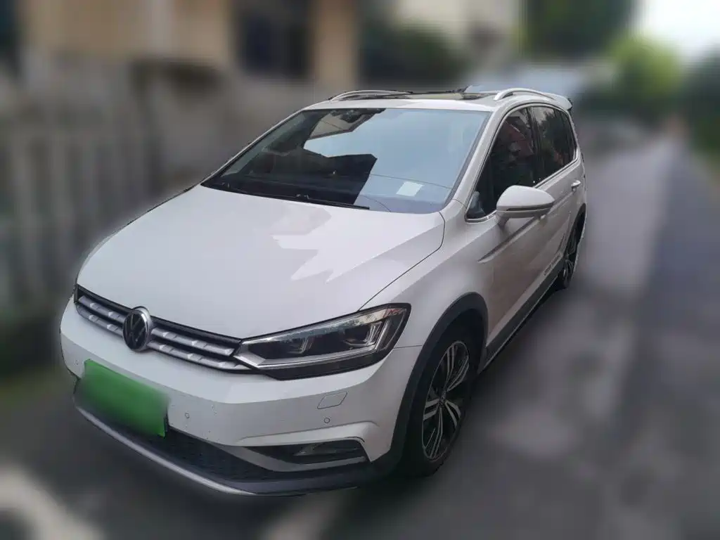 Volkswagen Touran — миниатюра 2