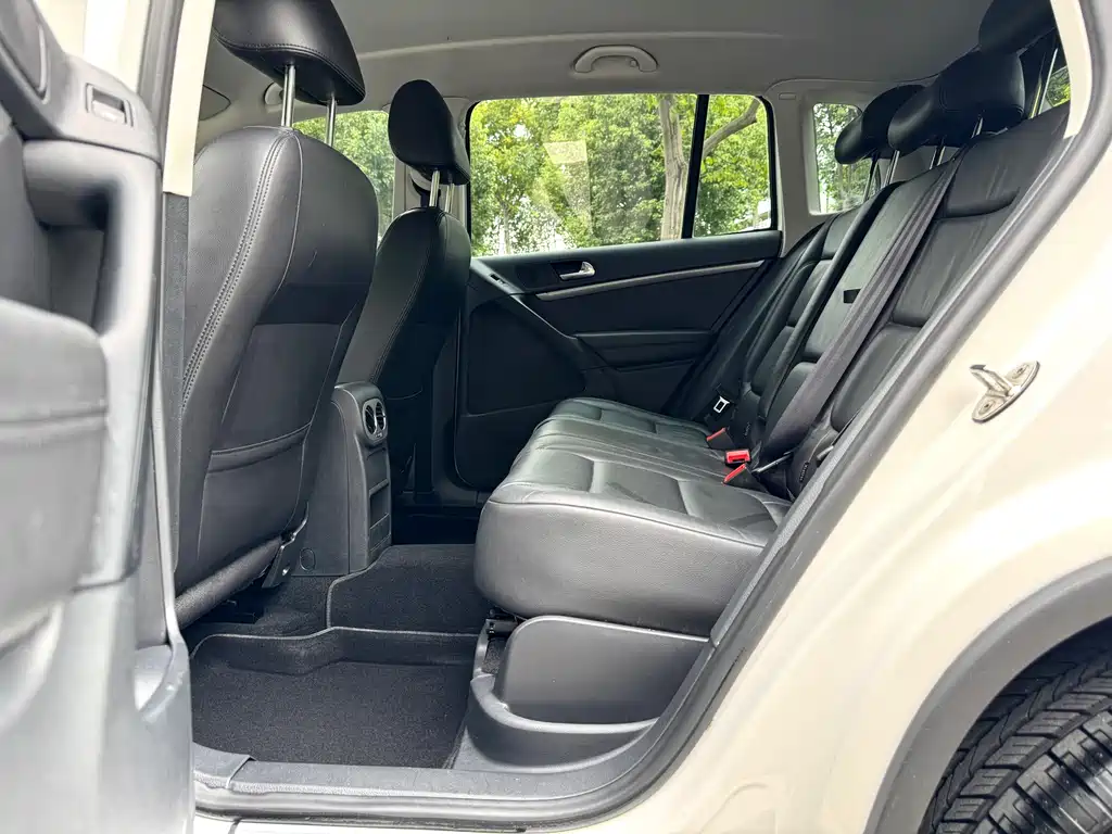 Volkswagen Tiguan — миниатюра 10