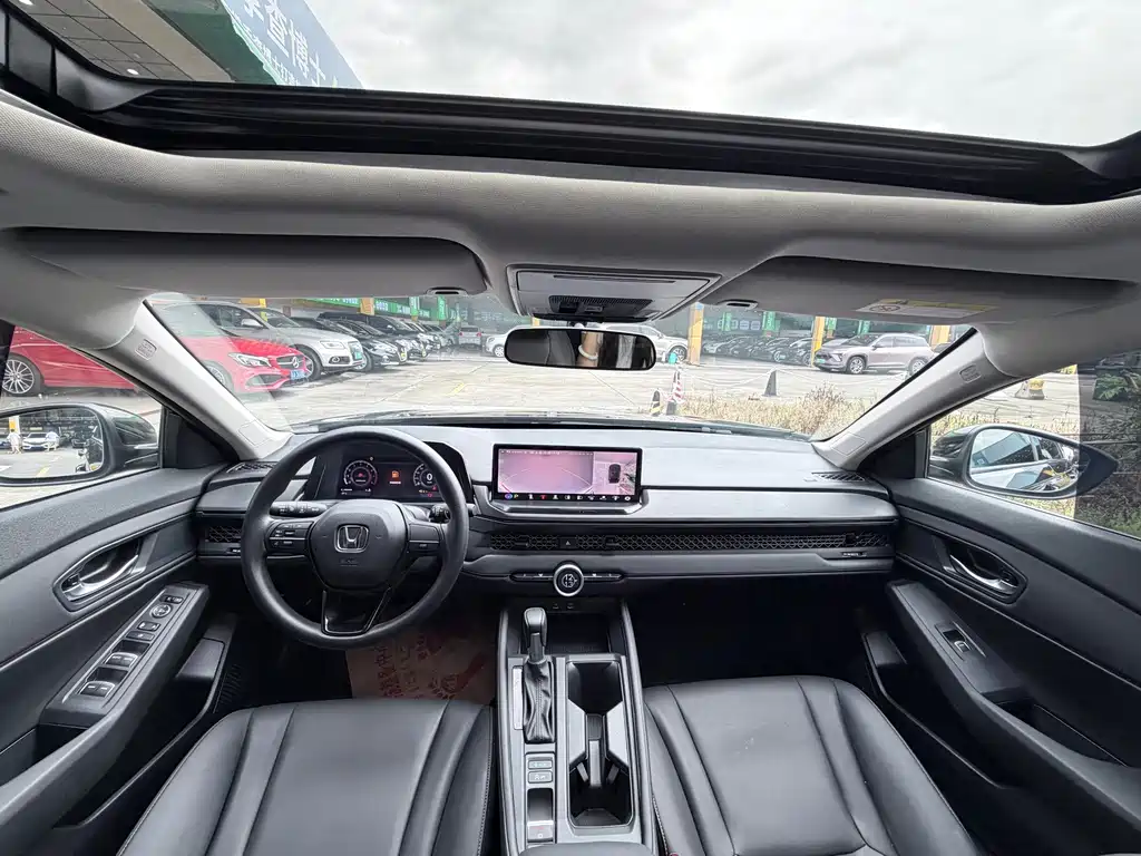 Honda Accord — миниатюра 4