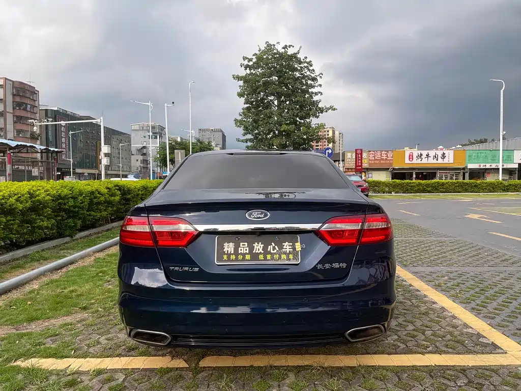 Ford Taurus — миниатюра 18