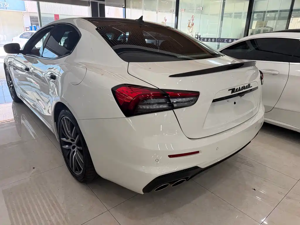 Maserati Ghibli 2022 3.0T Modena