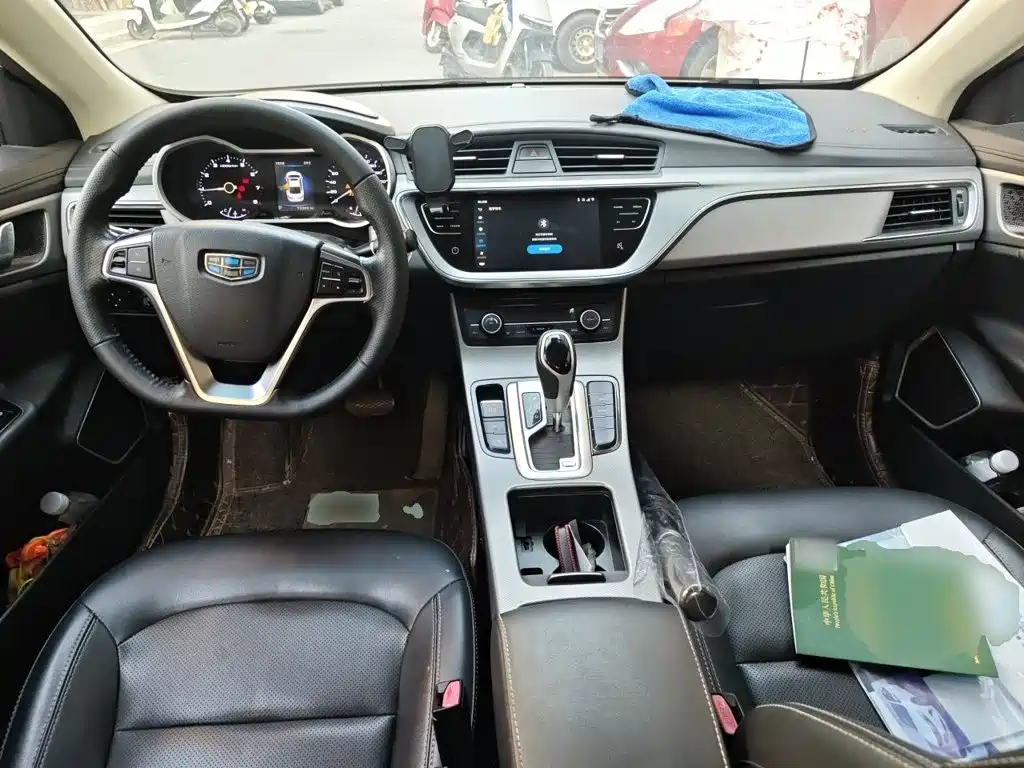 Geely Emgrand GL — миниатюра 5