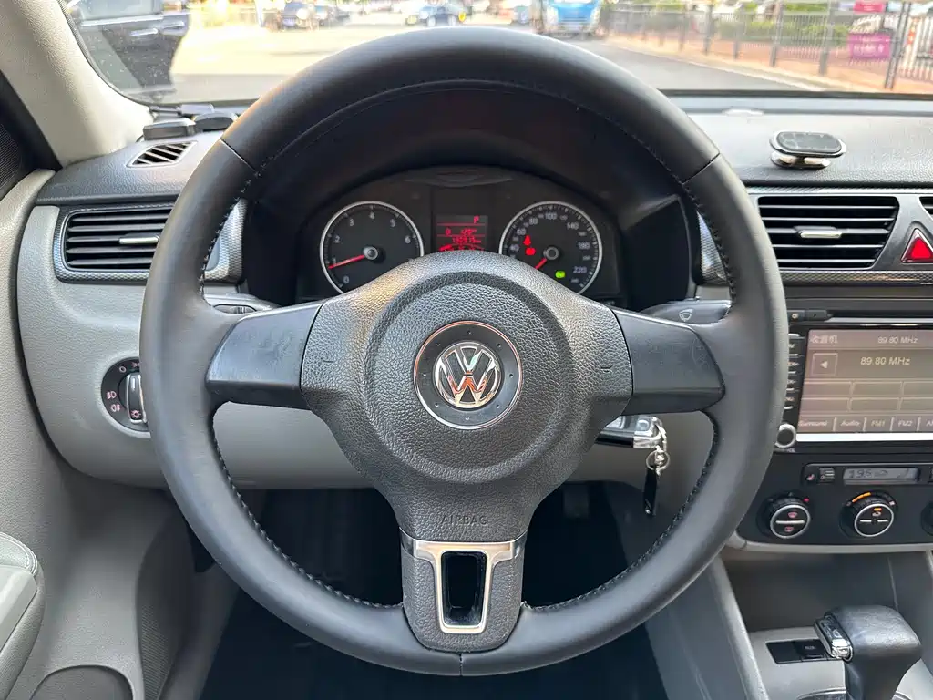 Volkswagen Bora — миниатюра 15