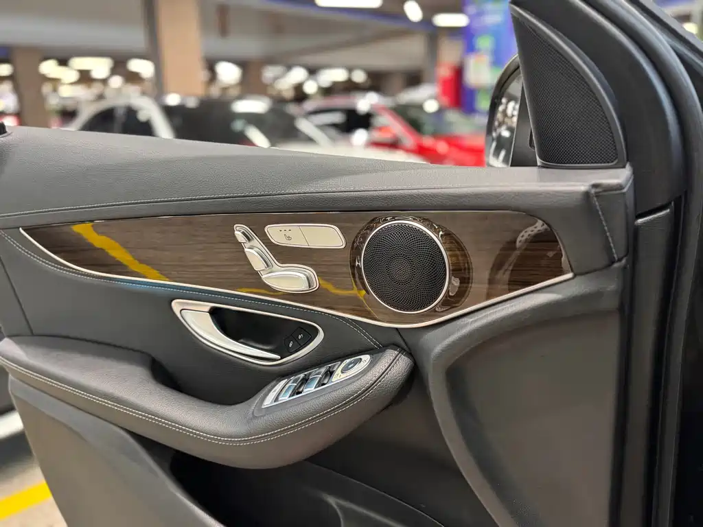 Mercedes-Benz GLC — миниатюра 22