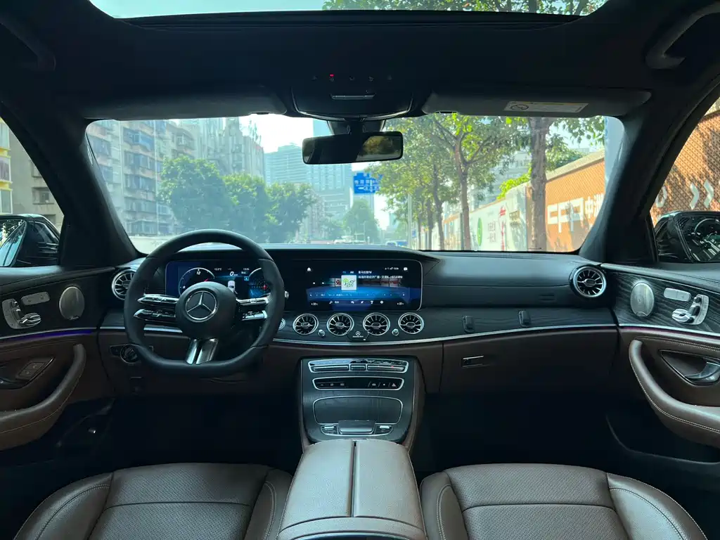 MERCEDES-BENZ E CLASS