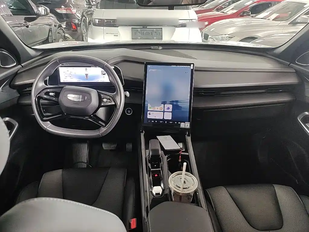 Geely Boyue — миниатюра 10