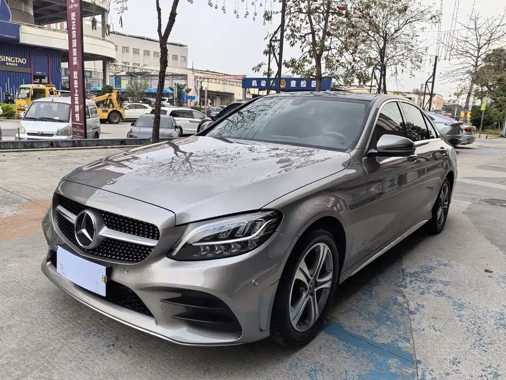 Mercedes-Benz C-Class 2021