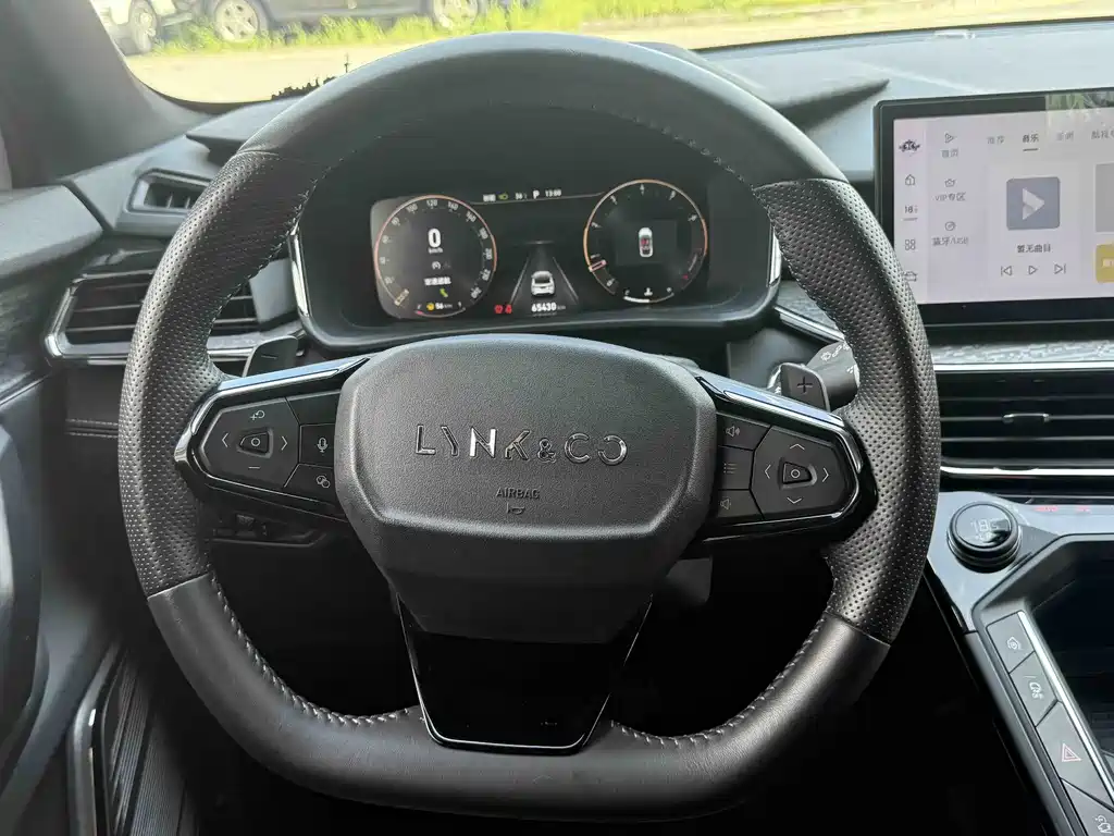 Lynk & Co 06 — миниатюра 7