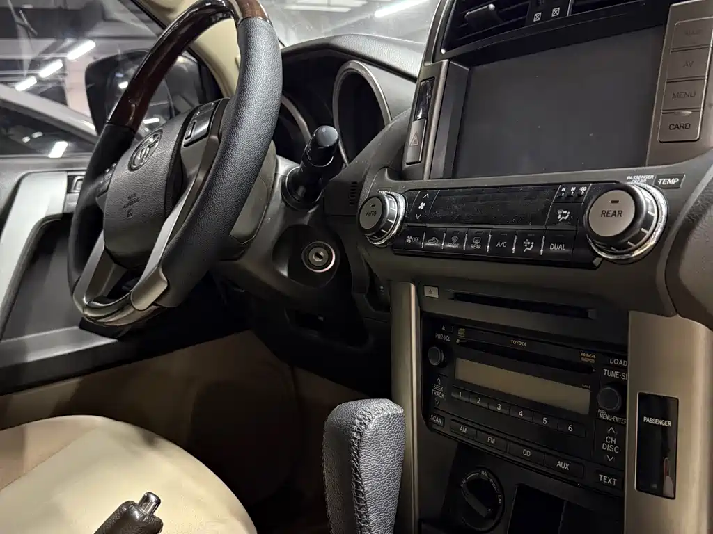 Toyota Prado (Import) — миниатюра 13
