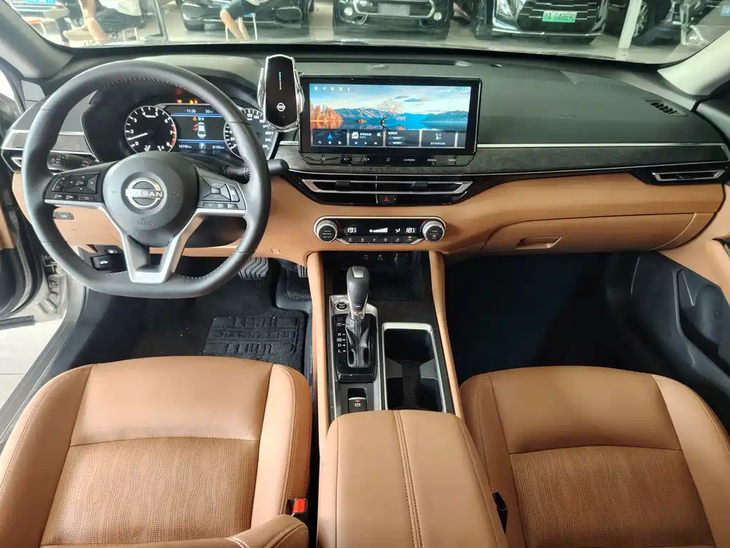 Nissan Teana — миниатюра 10
