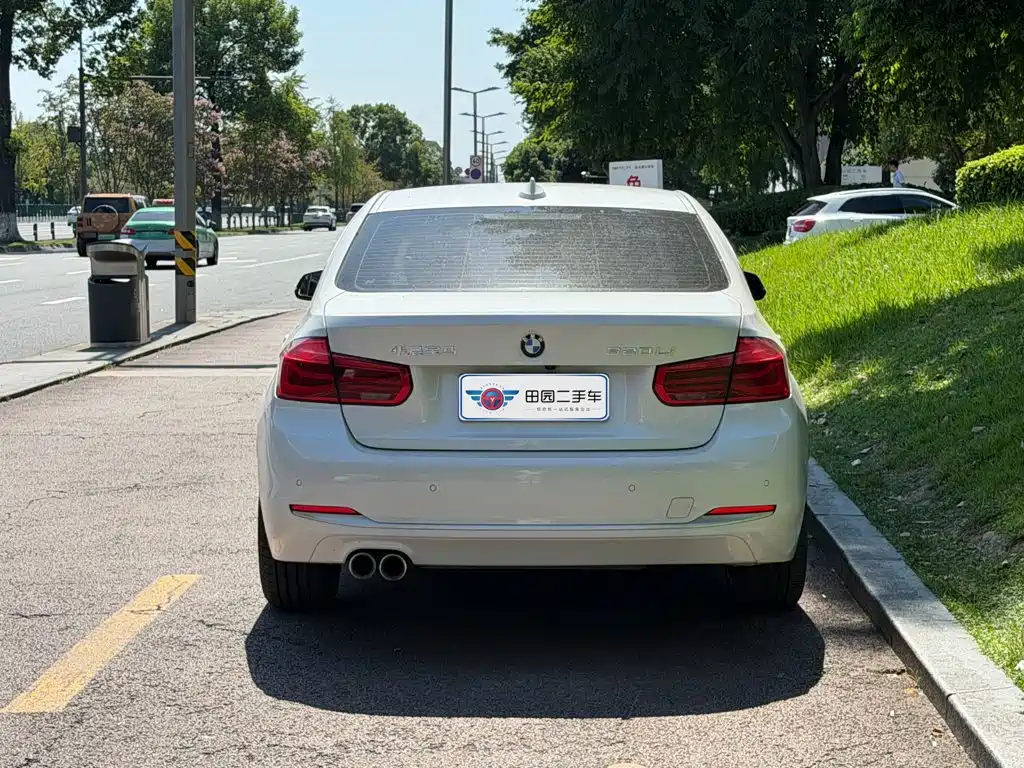 BMW 3 Series — миниатюра 5
