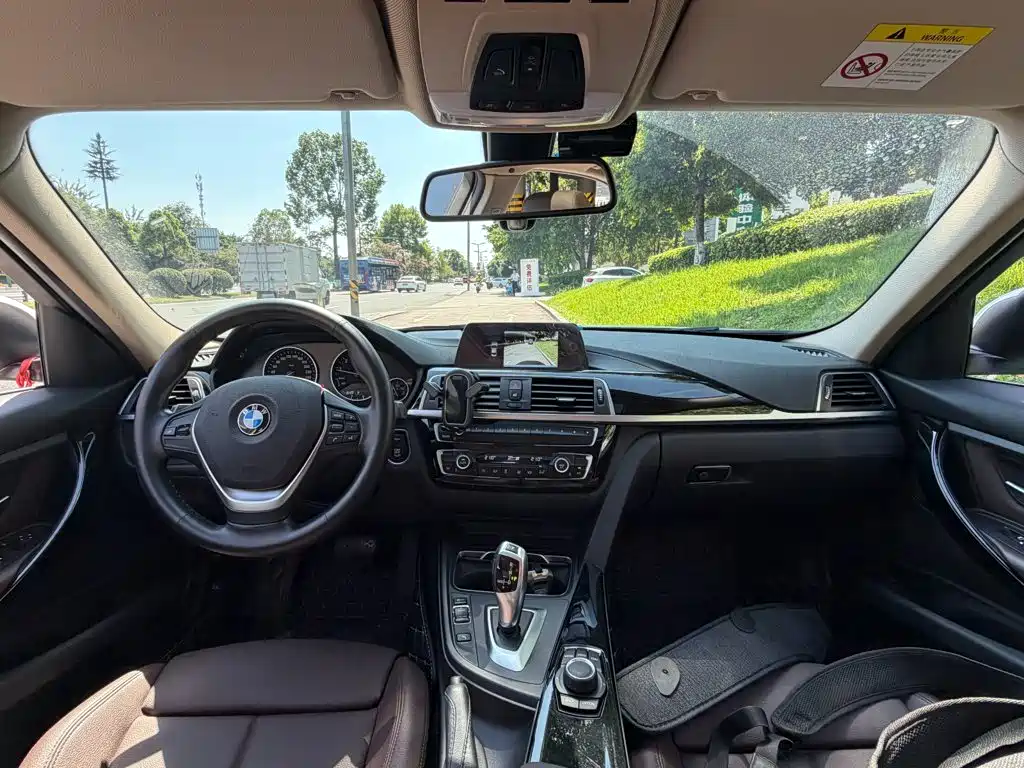 BMW 3 Series — миниатюра 13