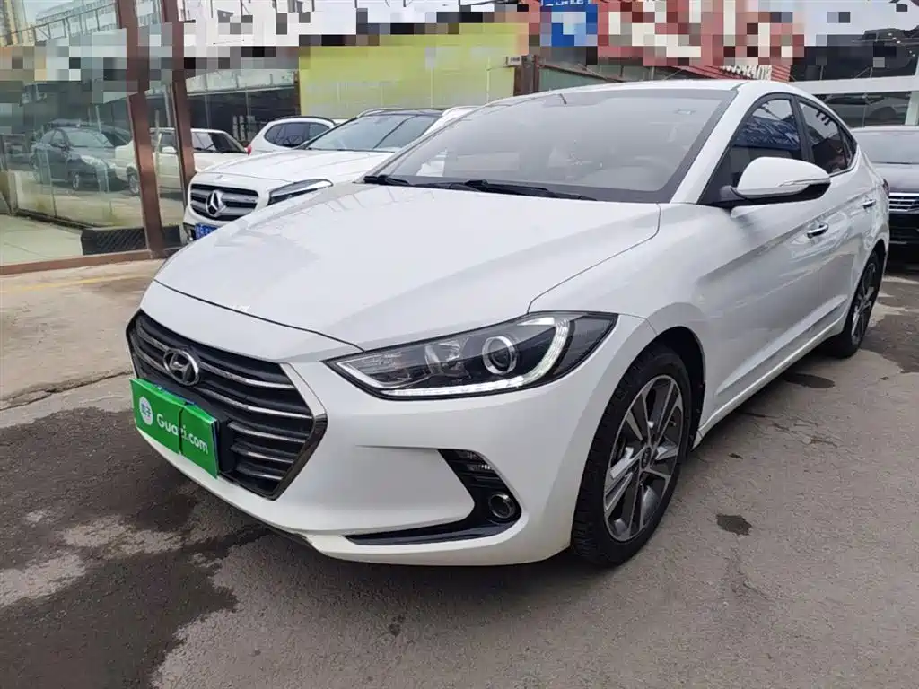 Hyundai Elantra 2018