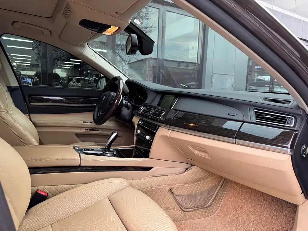 BMW 7 Series — фотографии объявления, Фото 18
