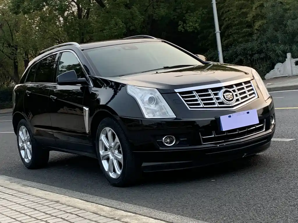 Cadillac SRX — миниатюра 3