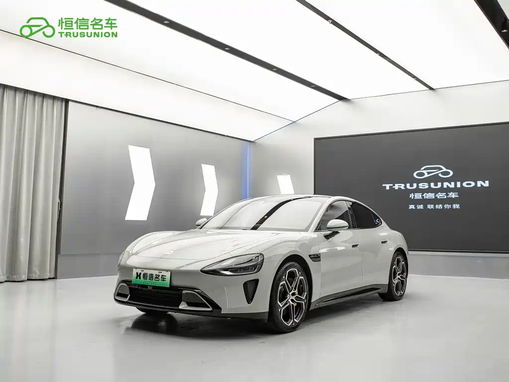 Xiaomi SU7 2025