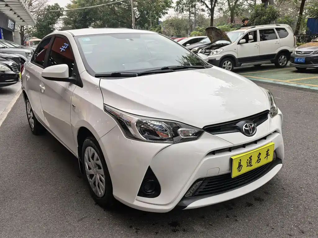 TOYOTA YARIS L TO ENJOY