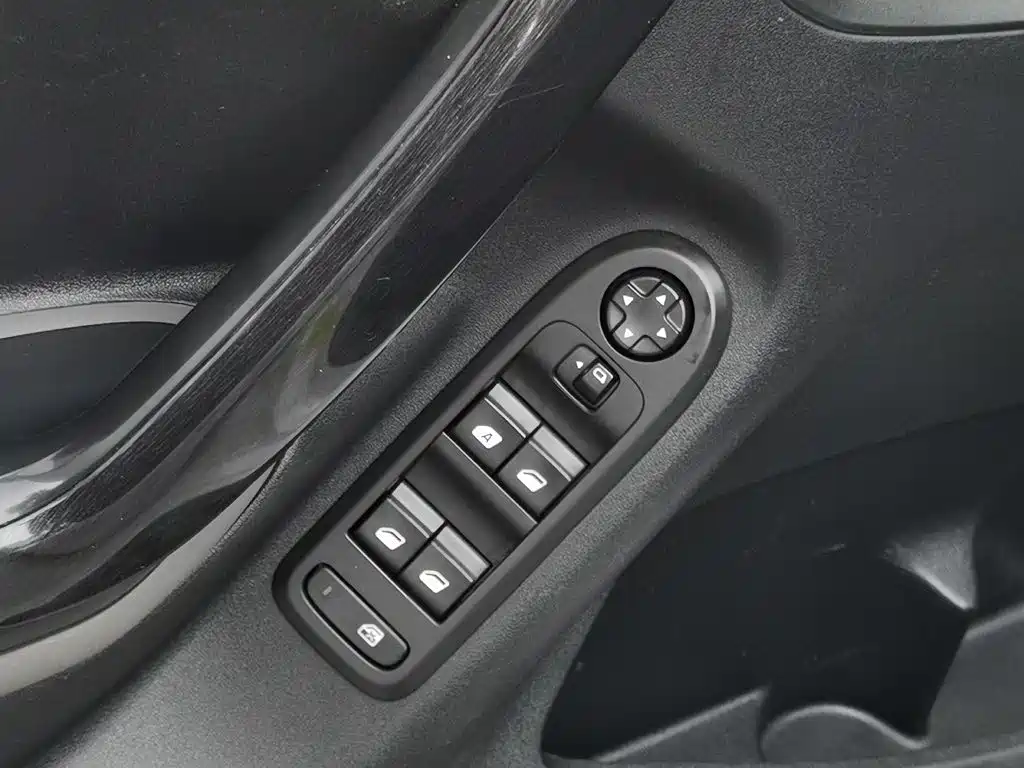 Citroen C3-XR — миниатюра 9