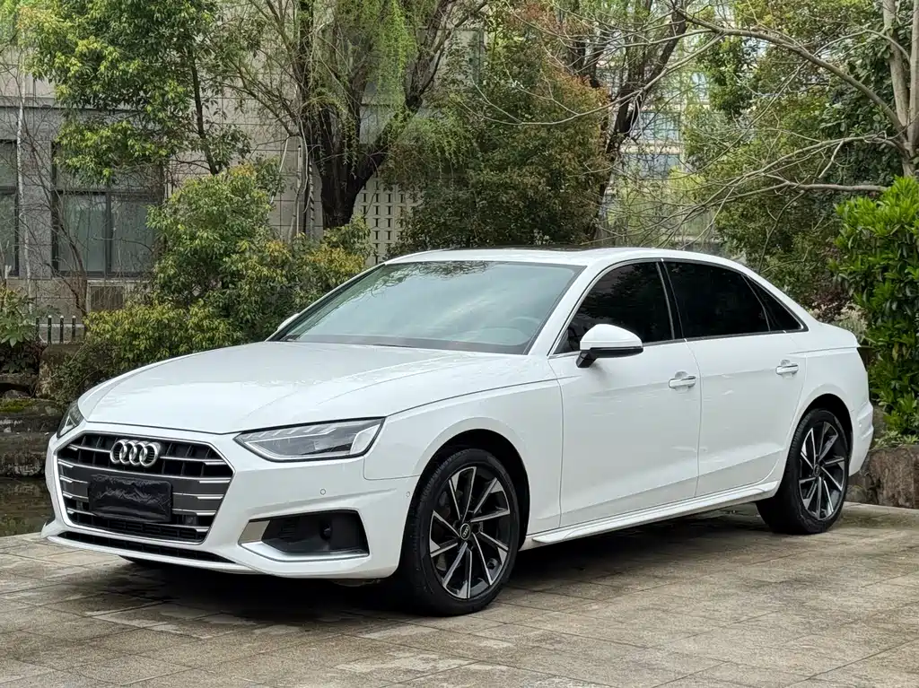 Audi A4L 2022
