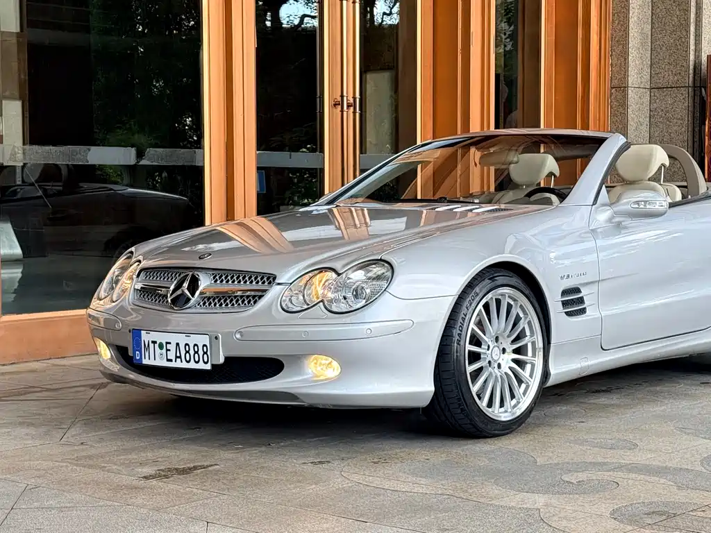 Mercedes-Benz SL-Class — миниатюра 3