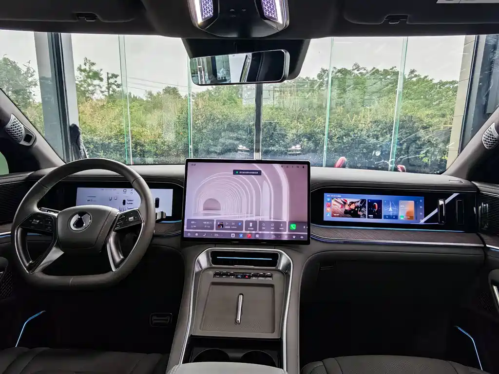Denza N9 2025 Flagship