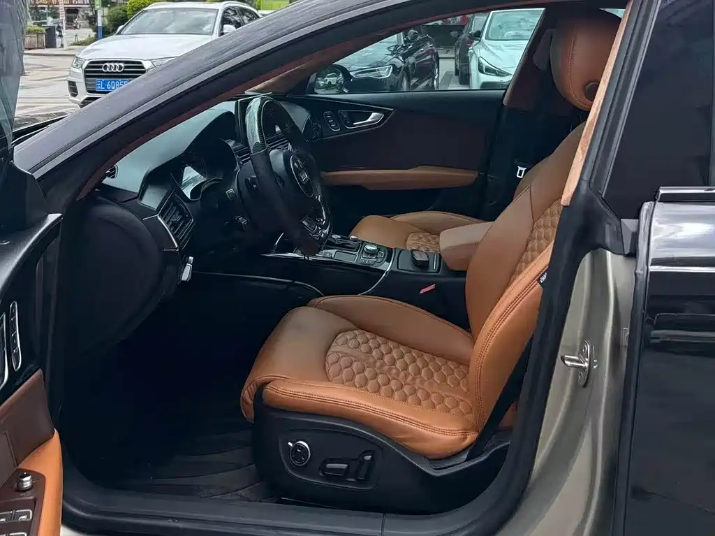 Audi A7 2012 3.0TFSI quattro Luxury
