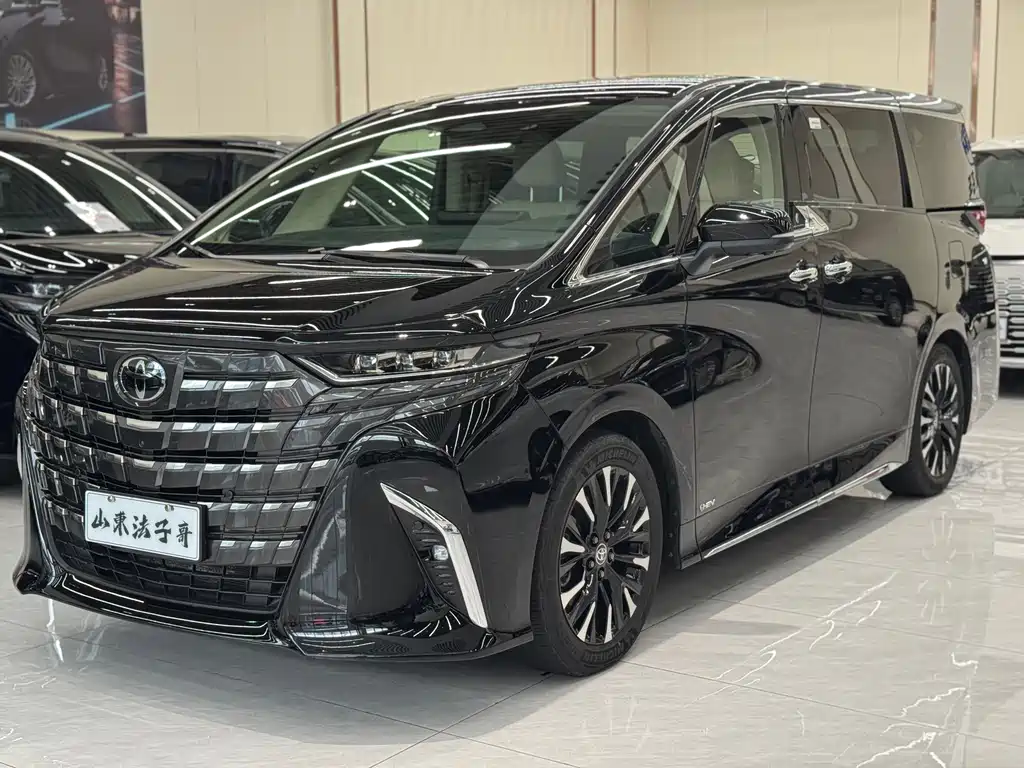 Toyota Alphard 2024