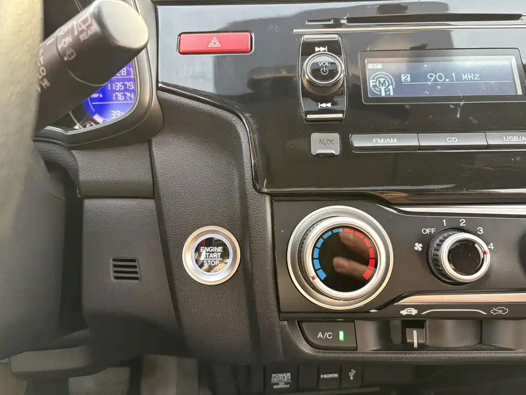 Honda Fit — миниатюра 15