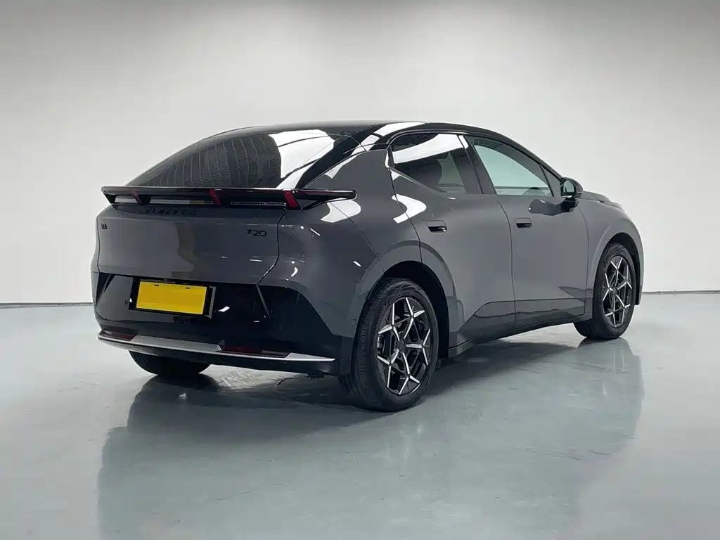 Lynk & Co Z20 — миниатюра 7